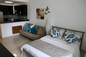 Гостиница Signature Holiday Homes - Botanica  Дубай